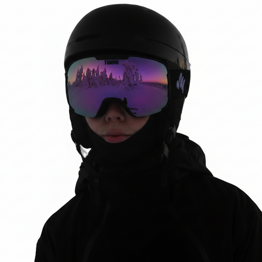 Ski goggles pink